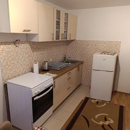 Apartman Dzan Apartment