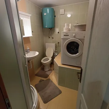 Apartman Dzan Apartment *